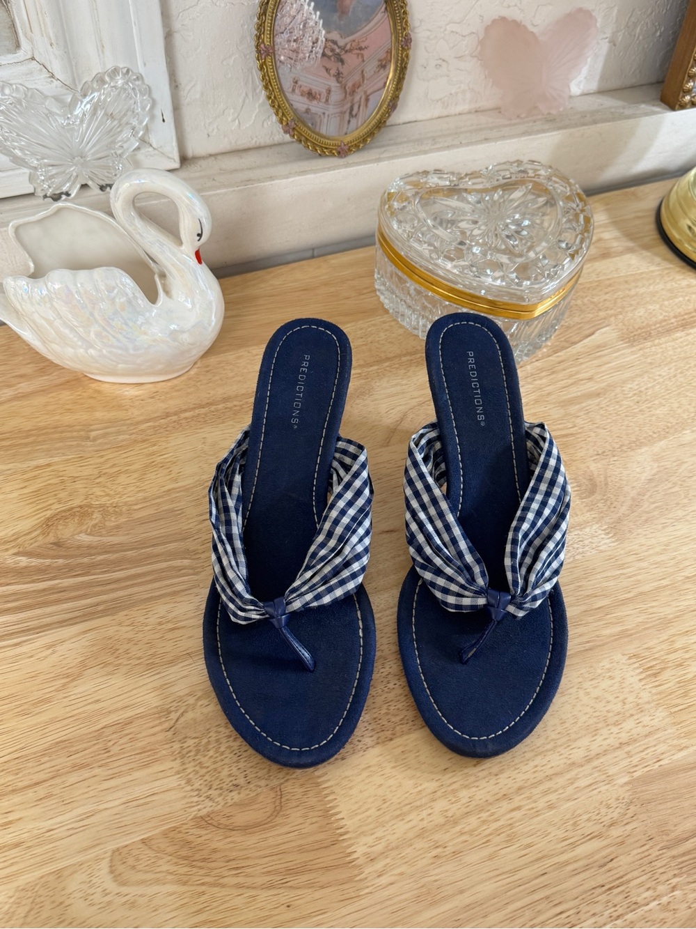 Predictions Navy Gingham Kitten Heel Flip Flops 💙 Y2K Cottagecore Size 9.5